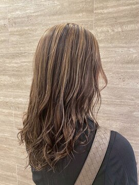 モア(more) 【栄矢場町】立体感ハイライトカラー