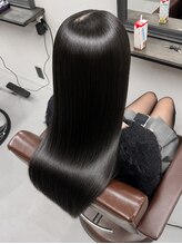 エクシーズ 新宿(XYZ)&nbsp;縮毛矯正＋髪質改善トリートメント