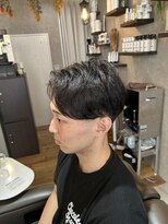 トニコ(toniko)&nbsp;ニュアンスパーマ×センタパート×刈り上げ×ビジネスヘア