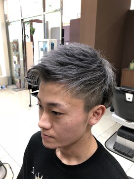 バーバーショップグランツ(Bar ber Shop GRAnt'z) 2ブロシルバーアッシュ