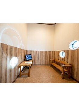 《キッズスペース完備》なかなか美容室にいけないママさんも安心してすごせる