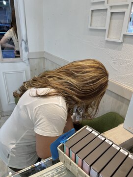 エクリ 麻布十番(equri) 明るめコントラストハイライト