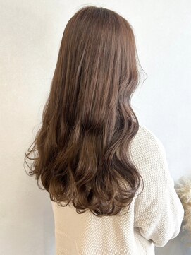 ミュラ(mulah) ブリーチなし透明感カラーベージュ＊コテ巻きウェーブロング