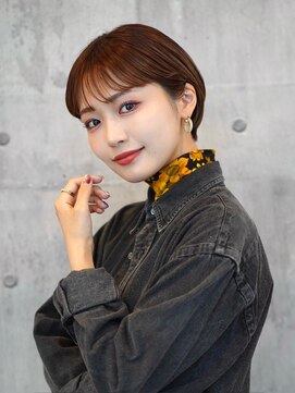 アイスバーグ(eyesburg) 小顔ストレートショートヘア暖色ブラウン大人可愛いモード