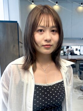 ジュリエッタ(giulietta) レイヤーカット×透明感カラー