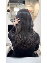 カラ フクオカ 天神(Cara FUKUOKA)&nbsp;チャコールグレージュ&レイヤーカット《福岡透明感カラー》