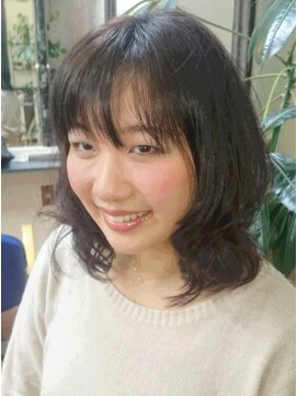 ヘアサロン スリーク(Hair Salon Sleek) 伸ばしかけミディアムスタイル×アイロンアレンジ
