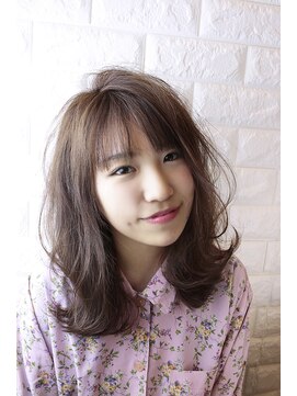 ウーロス(uros.) 外はね　ミディアム