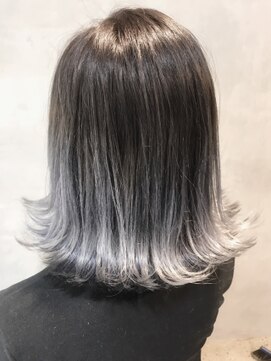 ジーナ(XENA) オーシャングレーアッシュ