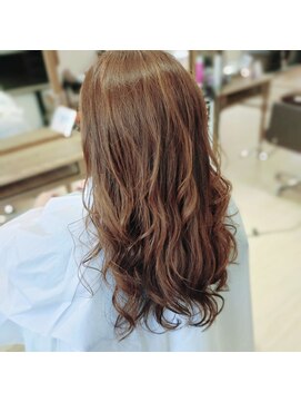 リー(Ly.) カラー