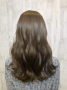 オアシス ガーデン 新宿店(Oasis GaRDEN) オリーブブラウン♪