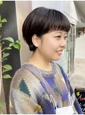 オン眉マッシュショート【@mmk26___】