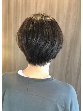 女性専用サロン シェリール スッキリショートヘア