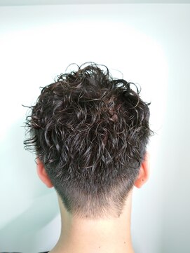 ヘアジーナ(Hair Jina) メンズスパイラルパーマ☆