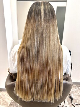 リシェイル(RICHAIR) ☆ブリーチ縮毛矯正☆