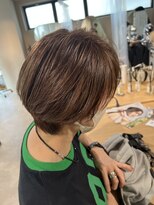 ユミリーバイルコル(umily by RuCOR.)&nbsp;白髪ぼかしハイライト/美髪ネビージュ/ショートボブ