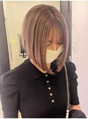 ミルクティーベージュ