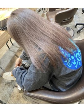 ヘアーブレイス(hair brace) ハイトーンのミルクティーベージュ stylist聖斗