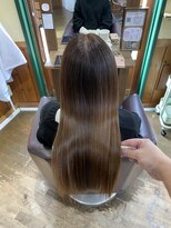 エルパライソ 鯖江店(Elparaiso)&nbsp;鯖江/髪質改善/艶髪ロング/白髪ぼかし/ダメージレス/