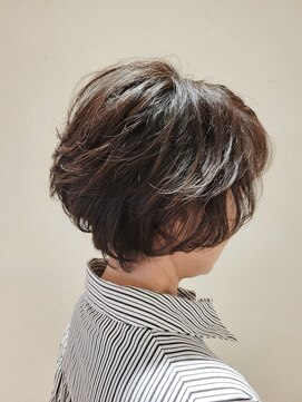 松本平太郎美容室 国立店 40代50代60代×ショートレイヤー×クリープパーマ