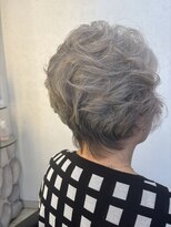 リバース(Reverse)&nbsp;パーマショートスタイル