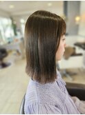 アッシュオリーブ ボブ 9月