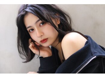 ブランニュー オーバー 難波店(Brandnew over)の写真/【駅近☆なんば駅2分】再現性の高く、多色から色をデザインし、旬スタイルへ!艶&潤いたっぷりの絶品カラー!