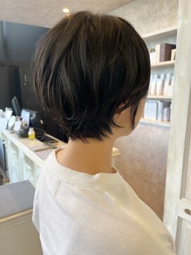 キャアリー(Caary) 福山人気ゆるくしゅニュアンスパーマ丸みショートヘア小顔20代