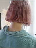 ピンクグレージュ