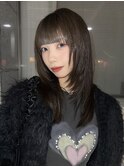 オリーブベージュカラー