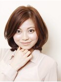 大人のミディアムレイヤーボブ　　　　　　　　　　　　　　　　