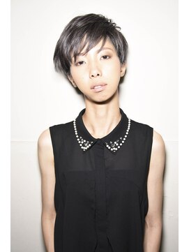 ゼットサロン(Z SALON) Z「シルバー×ベリーショート」