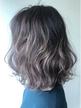 ヴィフクローネ(vifkrone) ラベンダーグレー グラデーション【高山】