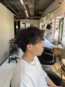 アイズ 海老名(AIZU) ツイストスパイラルパーマ　スパイラルパーマ　ツイストパーマ