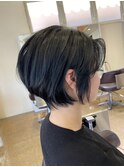 ショートボブ