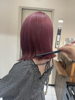 ノラキチジョウジ(NORA KICHIJOJI)&nbsp;ハイトーンカラー耳かけウルフボブフェイスレイヤーカット