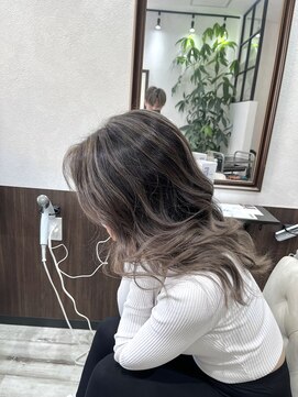 ベルヘアーデザイン 堺東(Belle hair Design) バレイヤージュ/グラデーション/グラデーションカラー/堺東