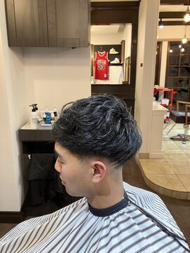 ジールアンドニコ(Zeal & nico.) フェードカット