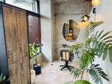 ロッカン(ROKKAN)の雰囲気（個室感を味わえる空間作り、お子様もお待ちになれます。）