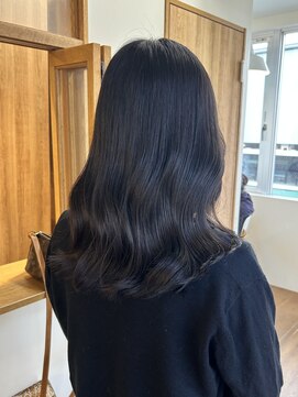 エクテ(ecouter) 黒髪ノンジアミンカラーダークアッシュ似合わせカットヨシンモリ