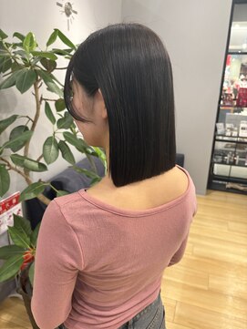 ジアン バイ ミルボン NU茶屋町+(GIEN by milbon) 切りっぱなしボブ / 結べるボブ