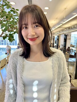 イル 天神西通り店(ill) 20代30代ボブ/ミディアムレイヤー/グレージュ/透明感/天神/大名