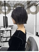 ダークグレー×切りっぱなしボブ