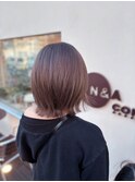 くびれボブ×ナチュラルベージュカラー/外ハネも内巻きも