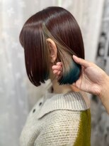 ヲタクに美容室は難しい。 ベージュ×モスグリーンイヤリング