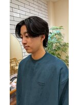 シフト(SHEEFT)&nbsp;センターパートアップバング韓国系黒髪メンズカットマッシュ