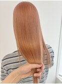 ピンクベージュ