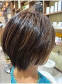 大人美シルエットショートボブ