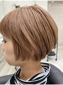 ベージュ