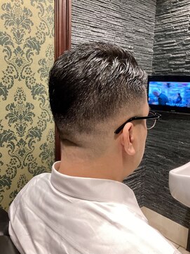 プレミアムバーバー 赤坂店(PREMIUM BARBER produce by HIRO GINZA) フェード七三ビジネススタイル【ヒロ銀座】赤坂/六本木/永田町